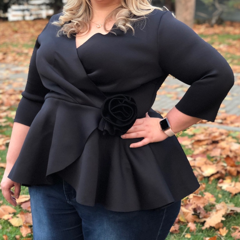 Buxom Curvy Peplum Flower Air Scuba Top in Black Size 2X